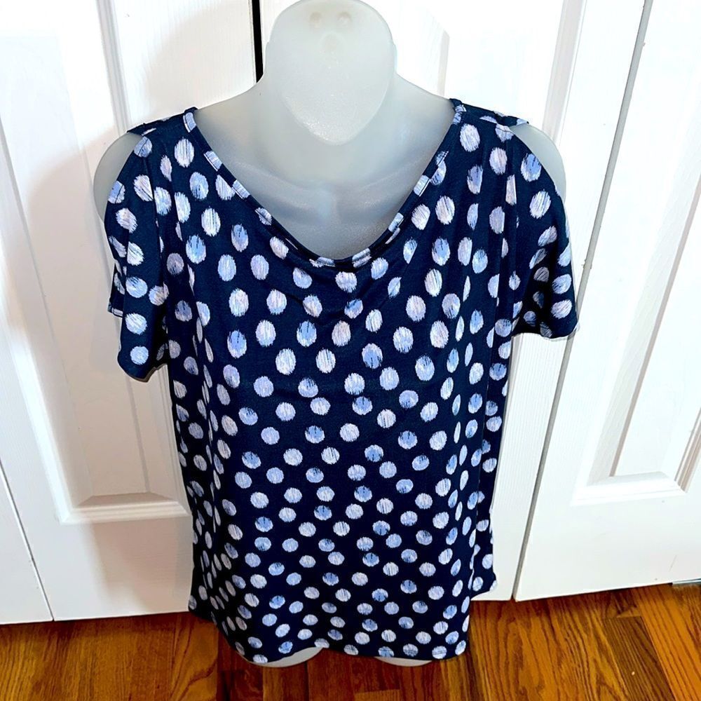 Cable & Gauge Navy Blue Polka Dota Short Sleeve Top Shirt Blouse Medium M NWT